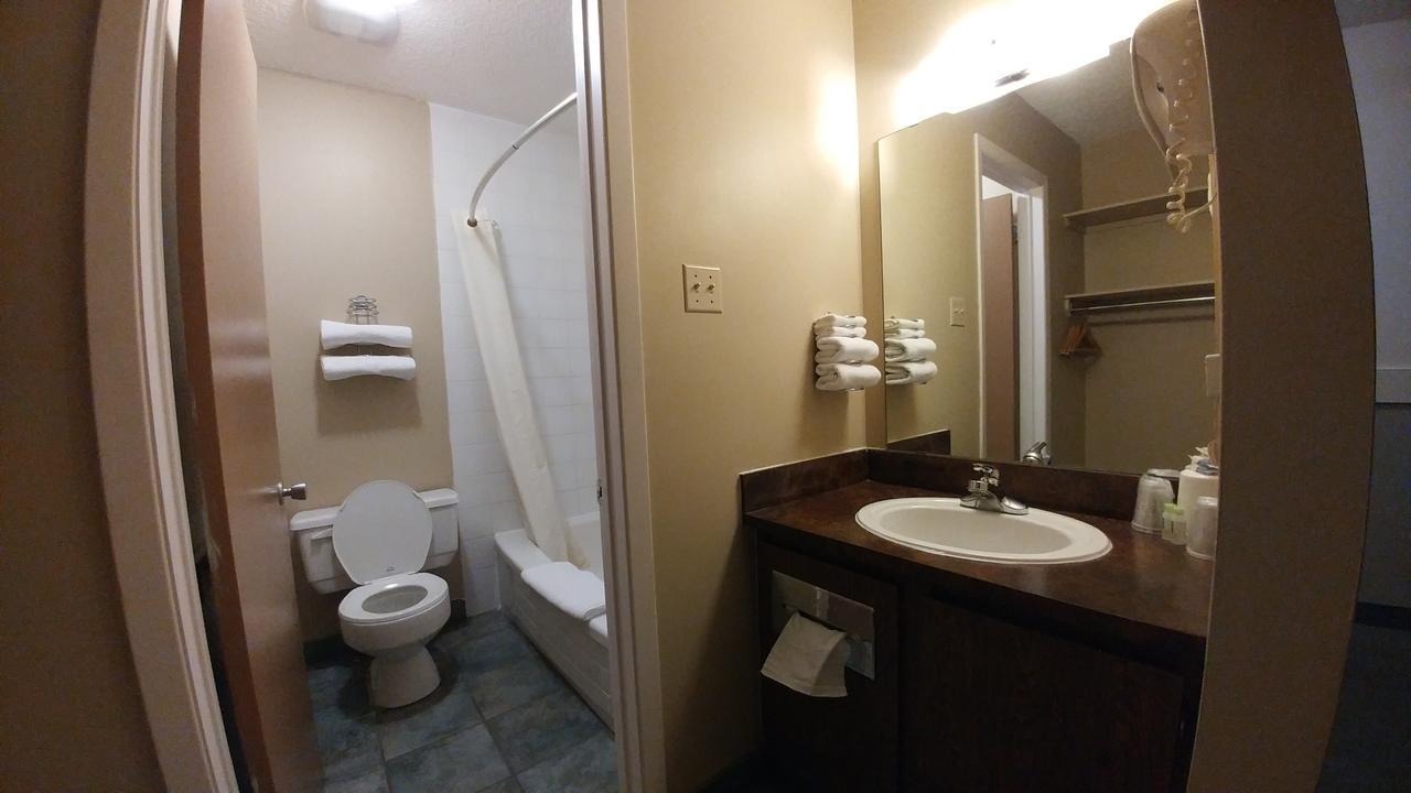 Vulcan Country Inn Extérieur photo